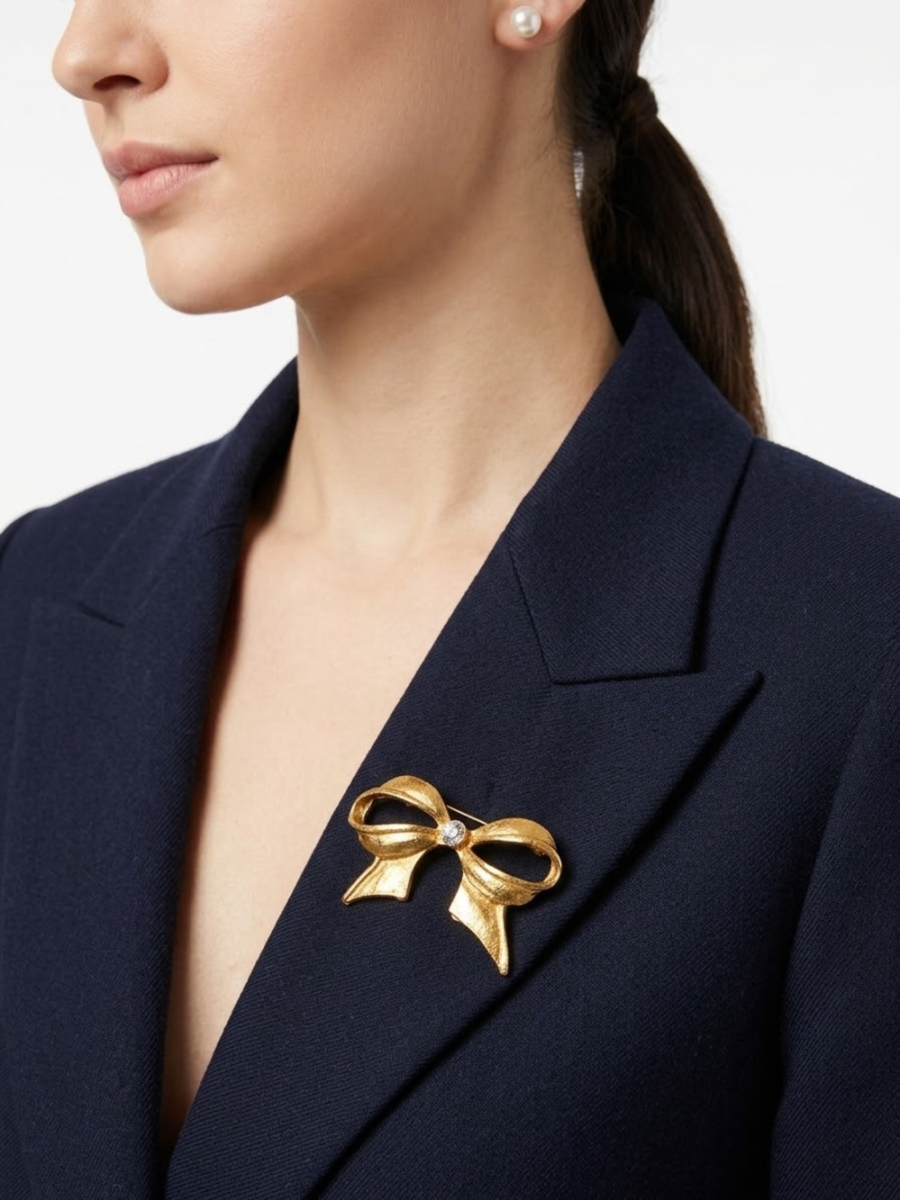 Gold Bow Brooch - Elegant Women's Jewelry